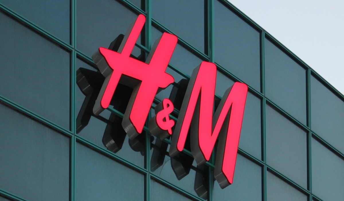 Fashion giant H&M pulls Ad after claims it sexualized underage girls